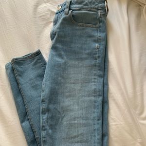 American Eagle light wash jeans